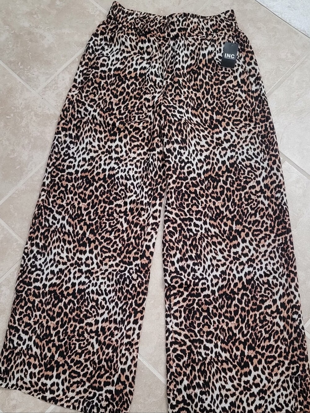 NWT INC International Concepts Leopard Print Wide Leg Pants Size Small